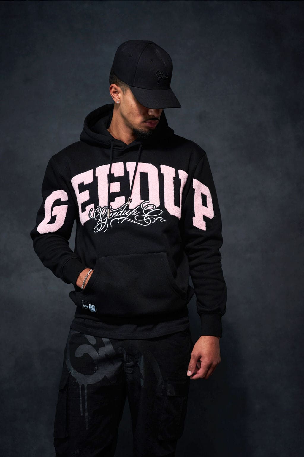 Team Logo Script Hoodie Black/Dusty Pink